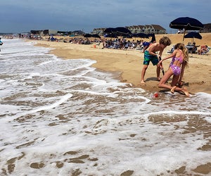 The beaches in Montauk are among the nation's best. Photo by Joe Shlabotnik via Flickr