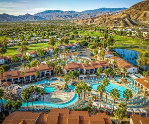 Could this scream vacation any louder? Photo courtesy of the Omni Rancho Las Palmas Resort