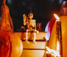 Learn all about Halloween with these fun facts! Image by Bilder von YuM via canva.com